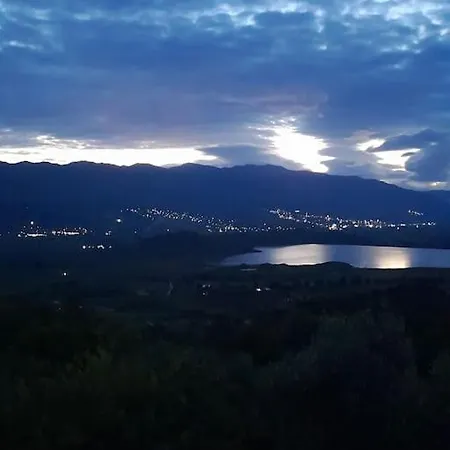 Sara & Mateo Apartman