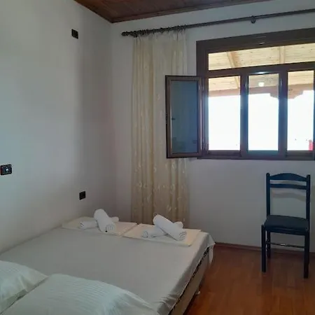 Sara & Mateo Libohove